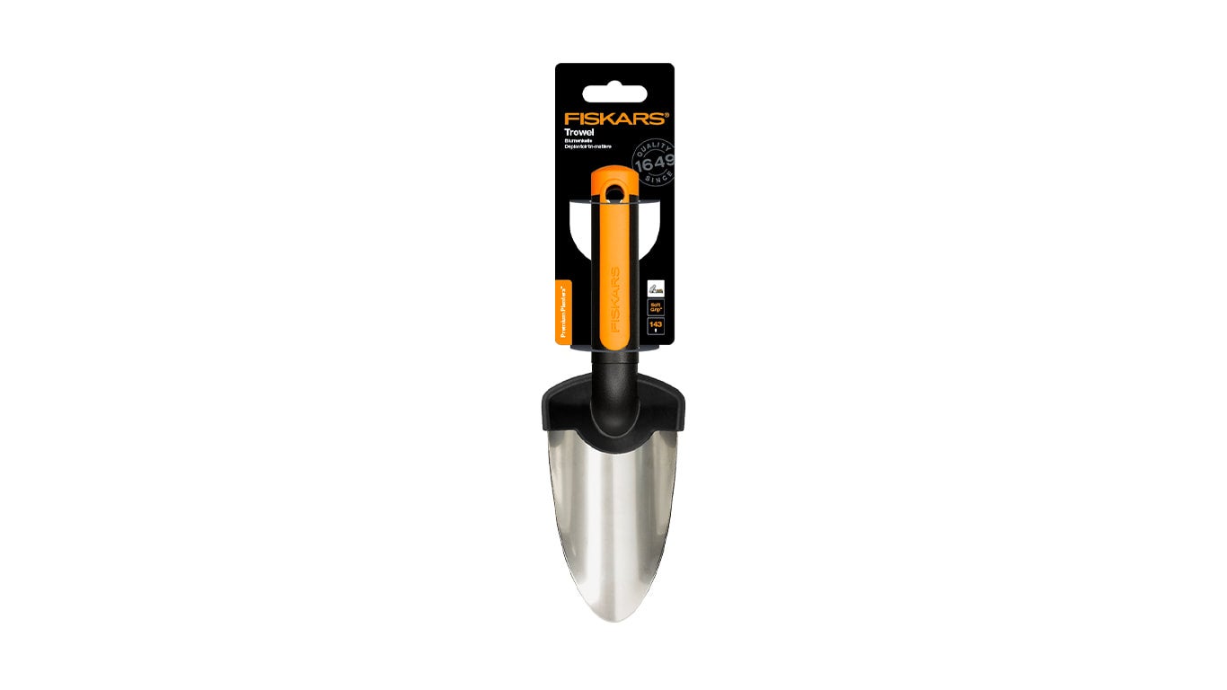 Fiskars PREMIUM PLANTERS TROWEL | Maggie's Farm Shop Limited